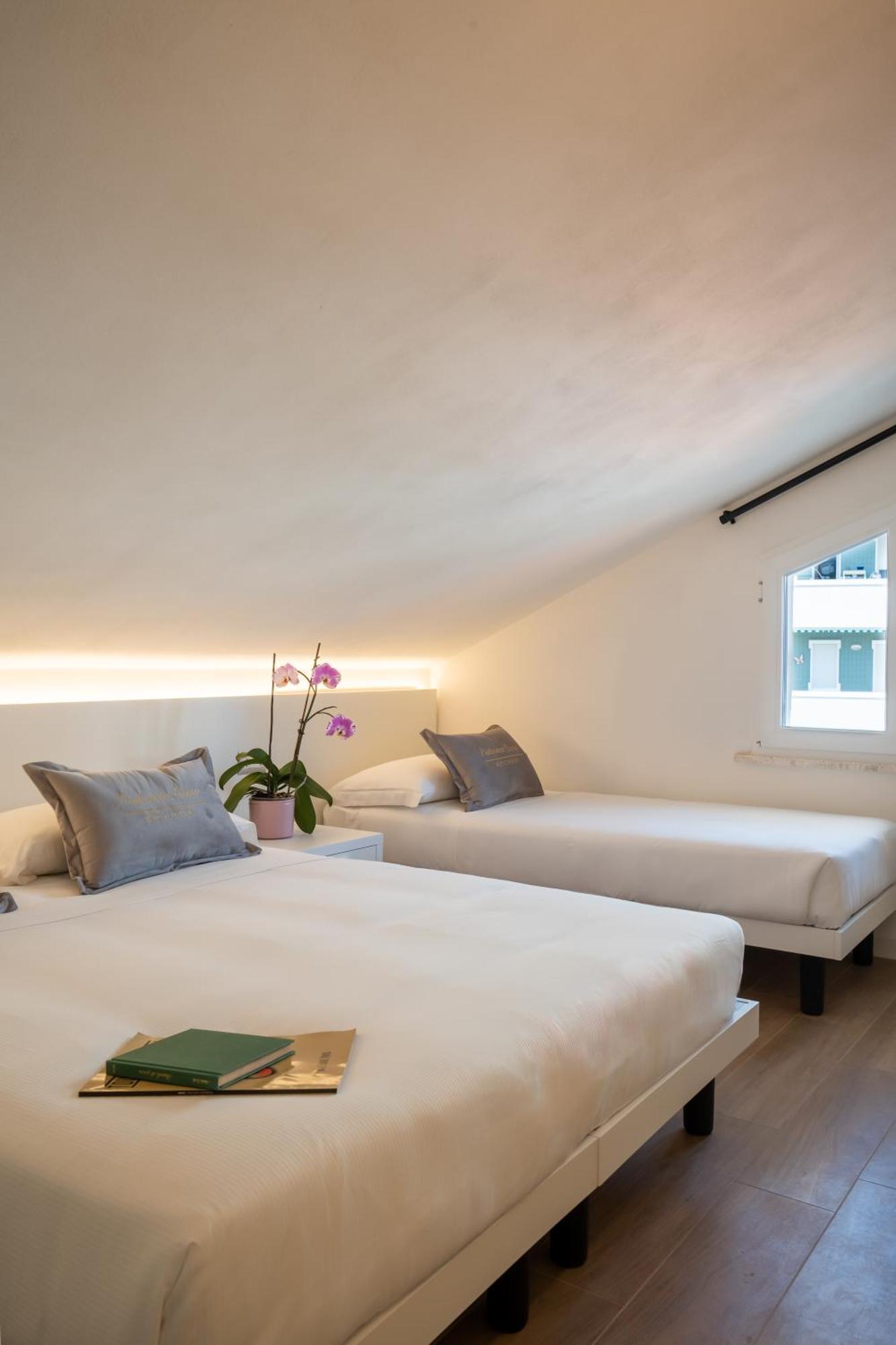 Inaugurazione 2024 - Villa Pratu Apartments A 100 Metri Dal Mare Riccione Rum bild